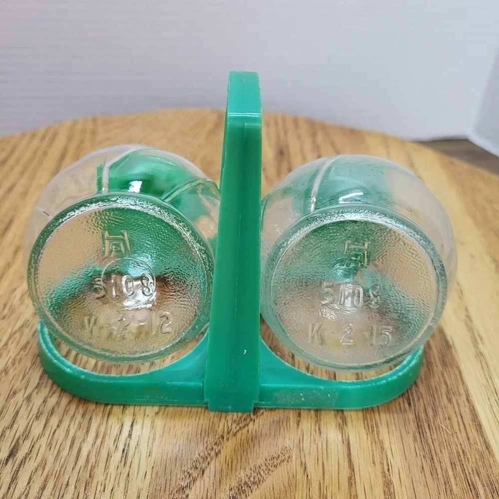 VTG 1950s Hazel Atlas Clear Glass Salt & Pepper Shakers Set Retro Green Plastic